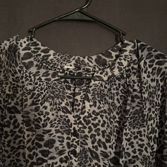 Venus ladies animal print blouse - Picture 2 of 13